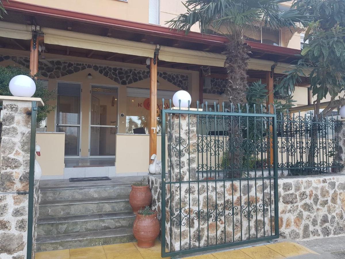 Kohyli Apartments Skala Rachoni  ภายนอก รูปภาพ